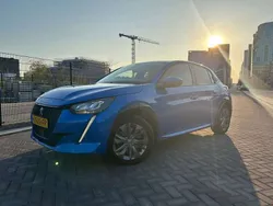 Blauw Gebruikt 2020 Peugeot e-208 Allure Hatchback | € 11.000 (Eerlijke prijs)