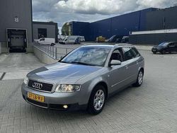 Grijs Gebruikt 2002 Audi A4 Exclusive Stationwagen | € 2.250 (Iets duurder)