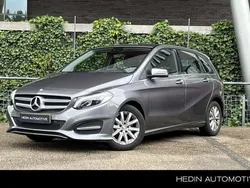 Grijs Gebruikt 2016 Mercedes B180 Ambition MPV | € 17.490 (Eerlijke prijs)