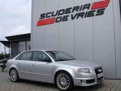 Grijs, metallic lak Gebruikt 2006 Audi A4 S-Line Sedan | € 25.500