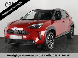 , metallic lak Gebruikt 2023 Toyota Yaris Cross SUV | € 28.400 (Eerlijke prijs)