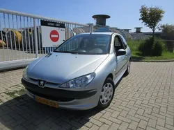 Grijs Gebruikt 2004 Peugeot 206 Hatchback | € 850 (Goede deal)