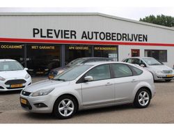 Grijs Gebruikt 2010 Ford Focus Titanium Hatchback | € 2.595 (Eerlijke prijs)
