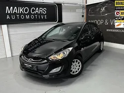 Zwart Gebruikt 2015 Hyundai i30 Hatchback | € 7.950 (Eerlijke prijs)