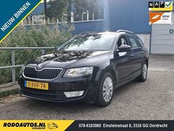 Zwart Gebruikt 2014 Skoda Octavia Ambition Stationwagen | € 6.999 (Eerlijke prijs)