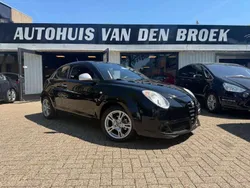 Zwart Gebruikt 2009 Alfa Romeo MiTo Progression Hatchback | € 5.445