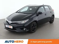 Zwart Gebruikt 2016 Toyota Auris Hybrid Edition-S Hatchback | € 14.449 (Eerlijke prijs)