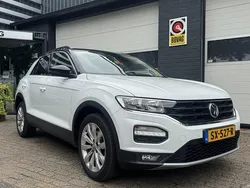 Wit Gebruikt 2018 VW T-Roc Style SUV | € 16.950 (Duur)