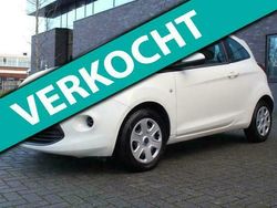 Wit Gebruikt 2011 Ford Ka Cool & Sound Edition Hatchback | € 4.500 (Iets duurder)
