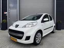 Wit Gebruikt 2011 Peugeot 107 Hatchback | € 3.950 (Iets duurder)