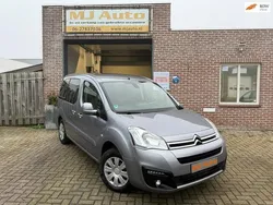 Grijs Gebruikt 2017 Citroën Berlingo Feel MPV | € 10.995 (Goede deal)