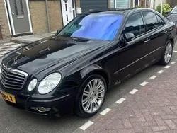 Zwart Gebruikt 2006 Mercedes E320 Avantgarde Sedan | € 9.999 (Eerlijke prijs)
