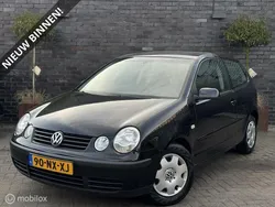 Zwart Gebruikt 2004 VW Polo Comfortline Hatchback | € 1.295 (Eerlijke prijs)