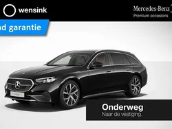 Zwart Gebruikt 2024 Mercedes E300 Luxury Stationwagen | € 54.850 (Goede deal)