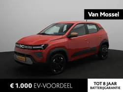 Rood, metallic lak Gebruikt 2024 Dacia Spring Extreme Hatchback | € 17.440 (Iets duurder)