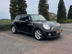 Zwart Gebruikt 2012 Mini Cooper Chili Hatchback | € 7.250 (Eerlijke prijs)