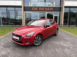 Rood Gebruikt 2016 Mazda 2 Hatchback | € 12.595 (Eerlijke prijs)