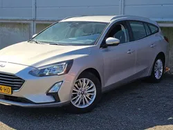 Grijs Gebruikt 2020 Ford Focus Business Edition Stationwagen | € 14.440 (Eerlijke prijs)