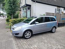 Grijs Gebruikt 2008 Opel Zafira Business MPV | € 1.799 (Goede deal)