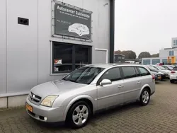 Grijs Gebruikt 2004 Opel Vectra Elegance Stationwagen | € 999 (Eerlijke prijs)