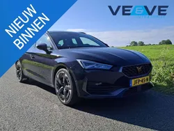 Blauw, metallic lak Gebruikt 2022 Cupra Leon VZ Stationwagen | € 24.600 (Goede deal)