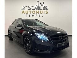 Zwart Gebruikt 2015 Mercedes GLA250 Ambition SUV | € 18.890 (Eerlijke prijs)