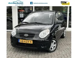 Zwart Gebruikt 2010 Kia Picanto Hatchback | € 2.450 (Eerlijke prijs)