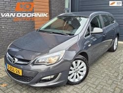 Grijs Gebruikt 2013 Opel Astra Sport Stationwagen | € 6.450 (Eerlijke prijs)