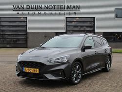 Grijs Gebruikt 2020 Ford Focus ST-Line Stationwagen | € 17.950 (Eerlijke prijs)