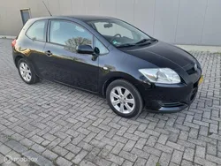 Zwart Gebruikt 2009 Toyota Auris Hatchback | € 3.750 (Eerlijke prijs)