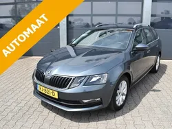 Grijs Gebruikt 2018 Skoda Octavia Business Line Stationwagen | € 19.830 (Iets duurder)