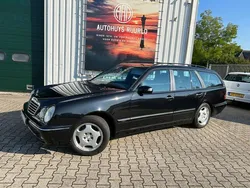 Zwart Gebruikt 2001 Mercedes 320 Avantgarde Stationwagen | € 200