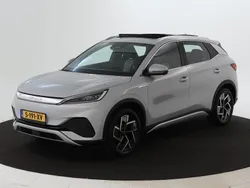 Wit, metallic lak Gebruikt 2023 BYD Atto 3 Design SUV | € 28.950 (Eerlijke prijs)