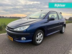 Blauw Gebruikt 2003 Peugeot 206 Sport Hatchback | € 1.250 (Goede deal)