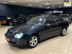 Zwart, metallic lak Gebruikt 2002 Mercedes CLK240 Avantgarde Coupé | € 5.950 (Duur)