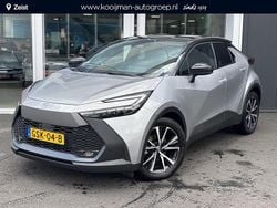 Shimmering silver metallic / zwart dak Gebruikt 2024 Toyota C-HR+ Edition SUV | € 34.400
