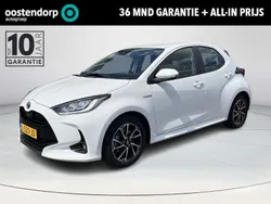Wit Gebruikt 2021 Toyota Yaris Hybrid Hatchback | € 20.900 (Iets duurder)