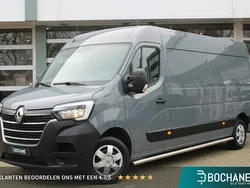Grijs Gebruikt 2023 Renault Master Van | € 24.557 (Eerlijke prijs)
