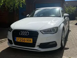Wit Gebruikt 2015 Audi A3 Sportback Hatchback | € 12.000