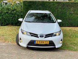 Wit Gebruikt 2014 Toyota Auris Touring Sports Stationwagen | € 9.630