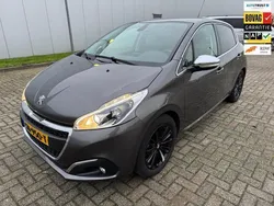 Grijs Gebruikt 2018 Peugeot 208 Allure Hatchback | € 8.995 (Eerlijke prijs)