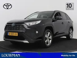 Zwart, metallic lak Gebruikt 2022 Toyota RAV4 Style SUV | € 38.950 (Eerlijke prijs)