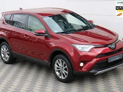 Rood Gebruikt 2018 Toyota RAV4 Hybrid SUV | € 28.945 (Eerlijke prijs)