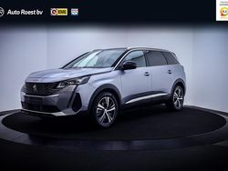 Grijs Gebruikt 2024 Peugeot 5008 GT-line MPV | € 34.925 (Eerlijke prijs)