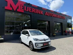 Wit Gebruikt 2022 VW up! Beats Hatchback | € 13.450 (Eerlijke prijs)
