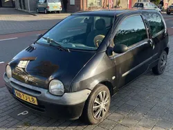 Zwart Gebruikt 2006 Renault Twingo Expression Hatchback | € 1.249 (Eerlijke prijs)