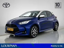 Blauw Gebruikt 2021 Toyota Yaris Hybrid Executive Hatchback | € 21.445 (Eerlijke prijs)