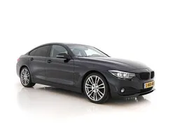 Black saphire (zwart metallic) Gebruikt 2018 BMW 418 Executive Coupé | € 17.945