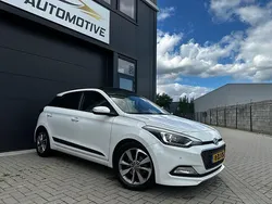Wit Gebruikt 2015 Hyundai i20 Premium Hatchback | € 9.750 (Eerlijke prijs)