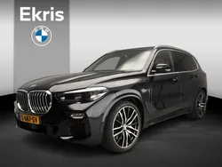 Zwart, metallic lak Gebruikt 2021 BMW X5 M Sport SUV | € 61.900 (Super prijs)